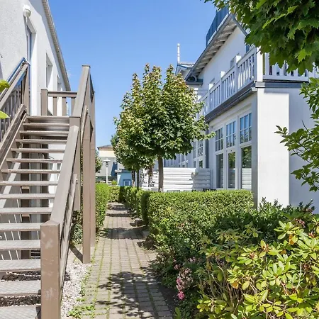 Strandstrasse 16 07 * Kuehlungsborn